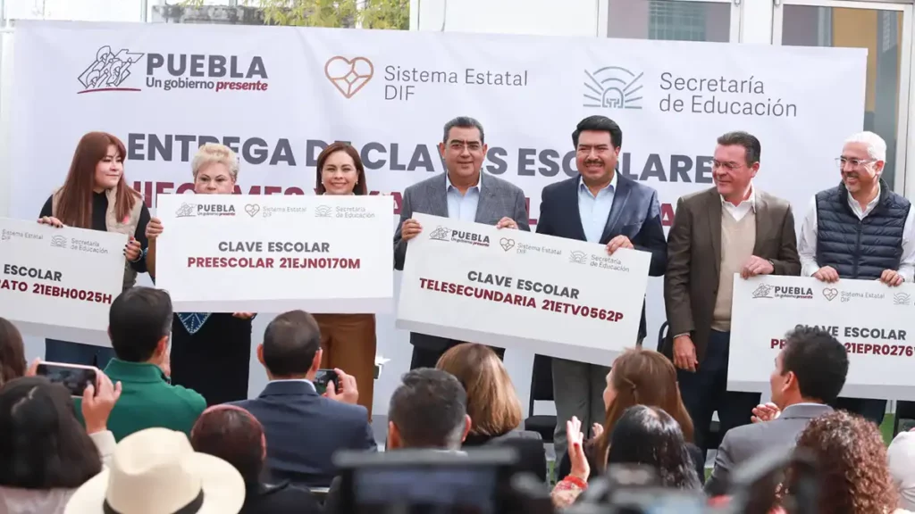 Niñas, niños y jóvenes de casas de asistencia del SEDIF, con acceso garantizado a la educación