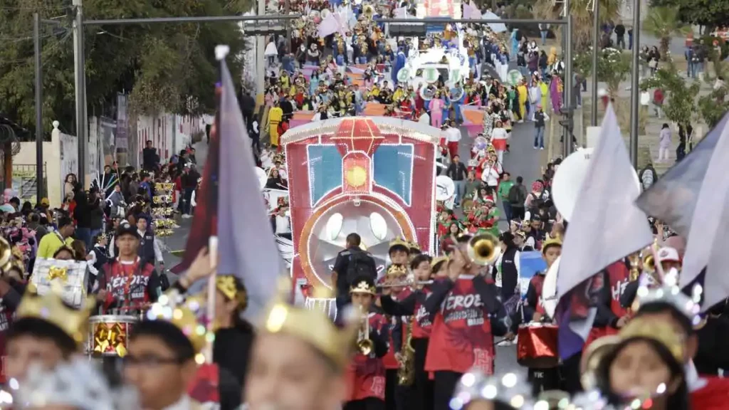 Así fue el desfile de Día de Reyes en Puebla capital 