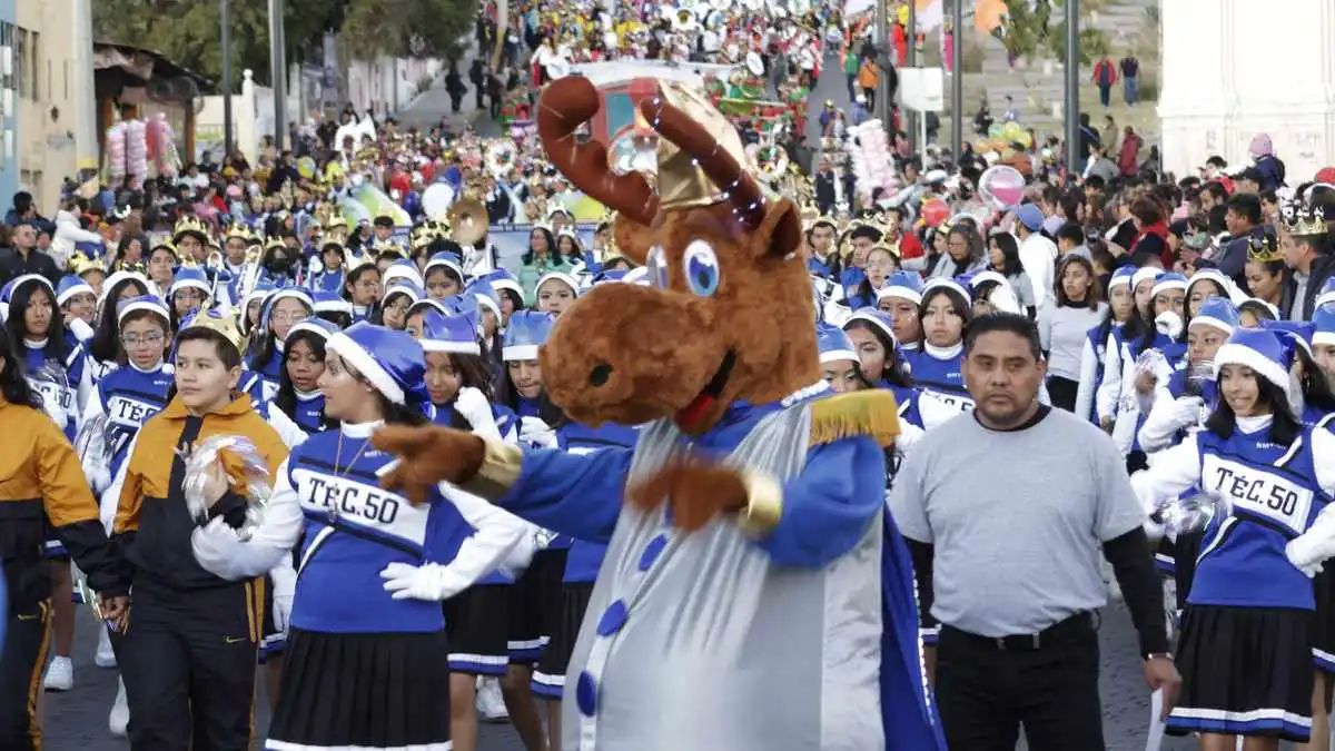 Así fue el desfile de Día de Reyes en Puebla capital 