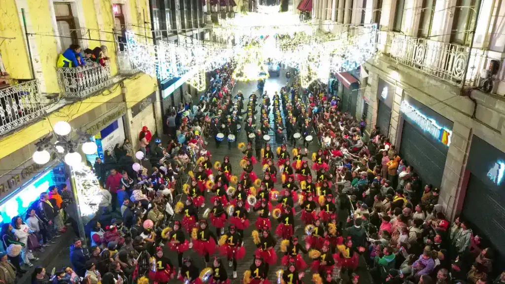 Así fue el desfile de Día de Reyes en Puebla capital 