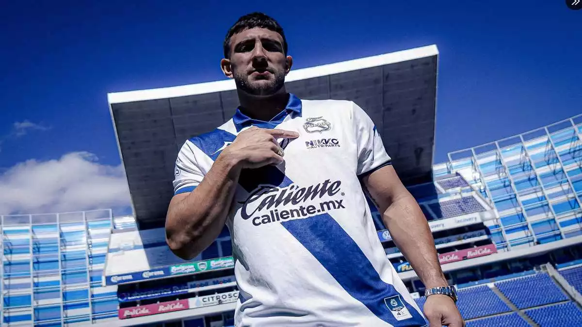 Lucas Cavallini regresa a la delantera del Club Puebla