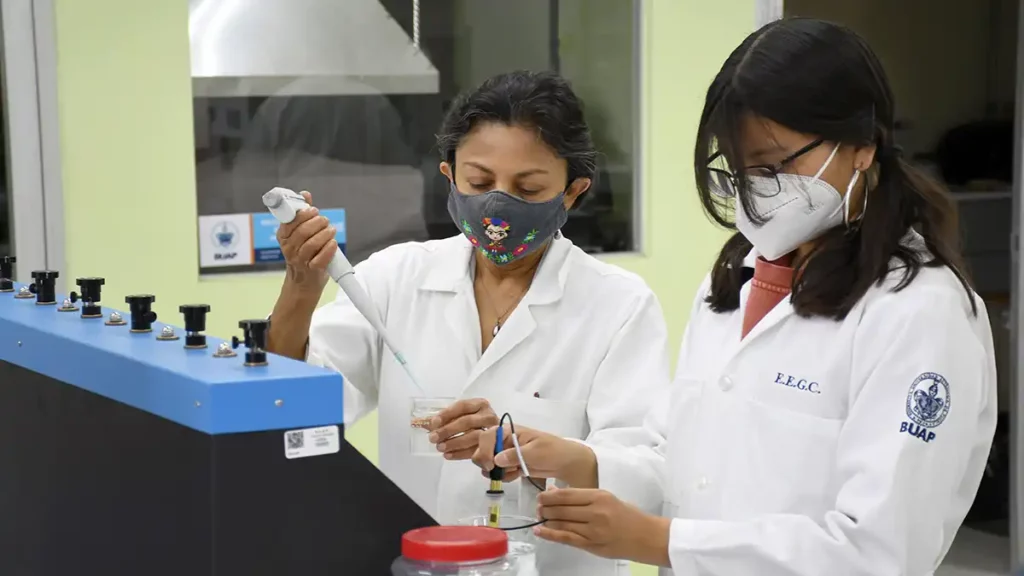 La BUAP conmemora el Día Internacional de la Mujer y la Niña en la Ciencia