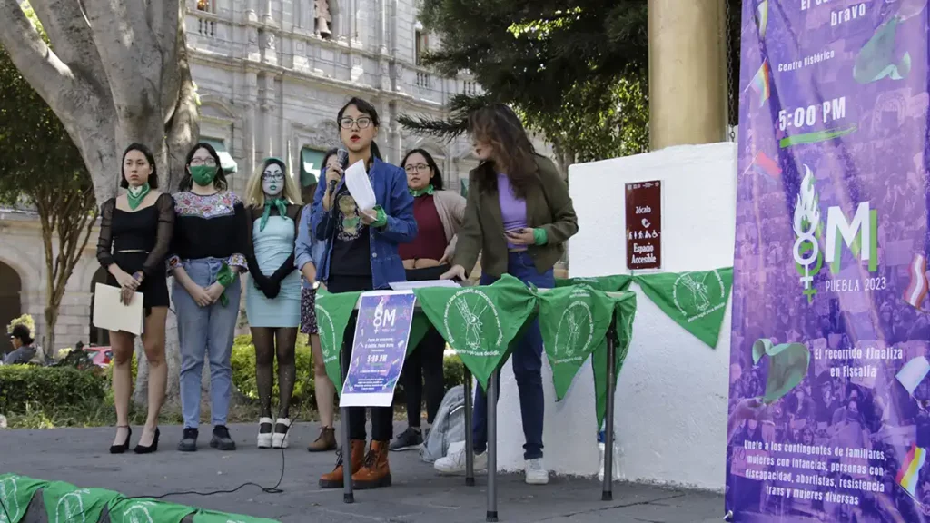 ¿Cercarán Palacio Municipal y Fuente de San Miguel por marcha del 8M?