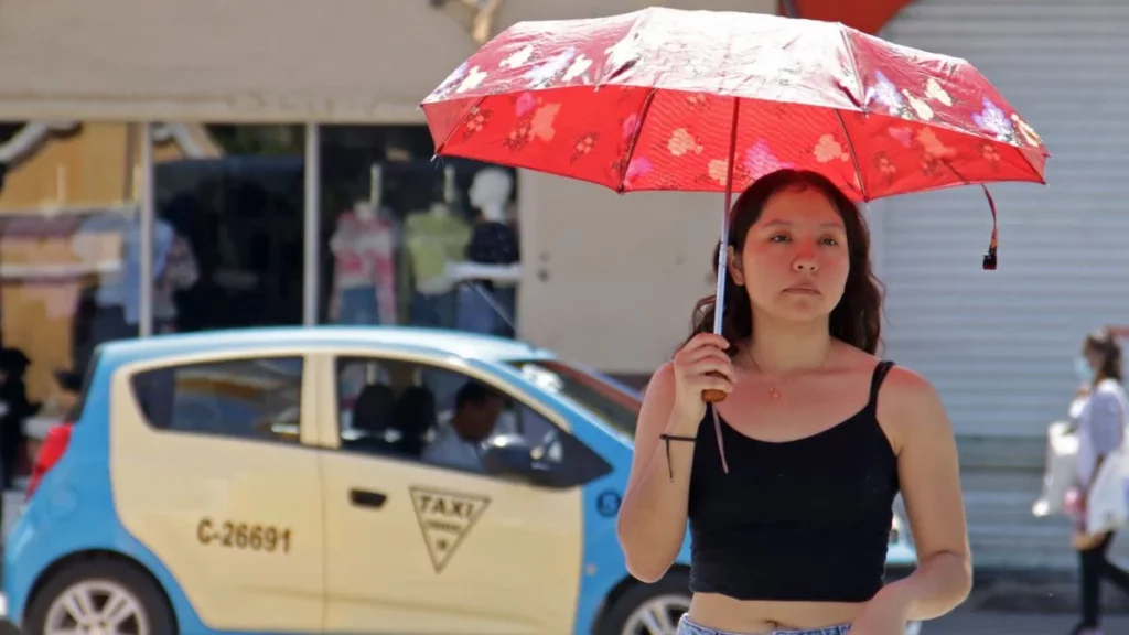 ¡Atención! Así de fuerte golpeará ola de calor a Puebla