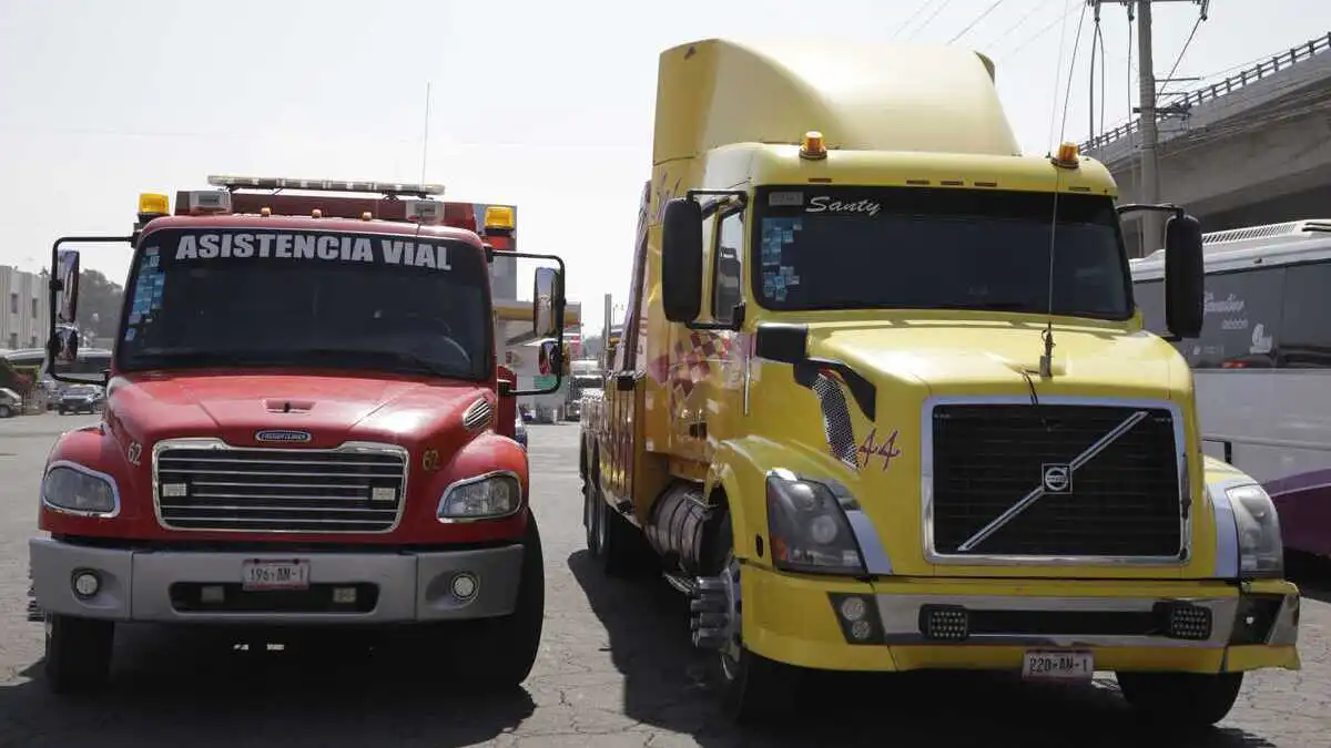 ¿Qué carreteras de Puebla estarán cerradas por paro de transportistas?