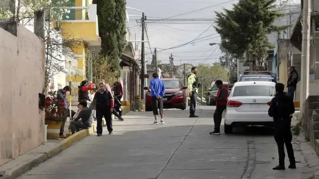 Muere hombre intoxicado por humo de incendio en Guadalupe Caleras