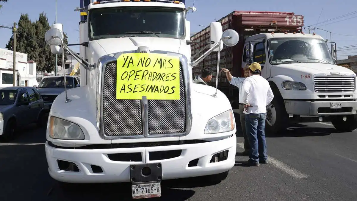 Transportistas protestan sin bloqueos en Puebla
