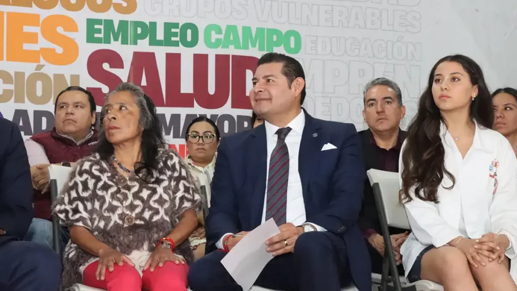 Alejandro Armenta participó en foro sobre medio ambiente