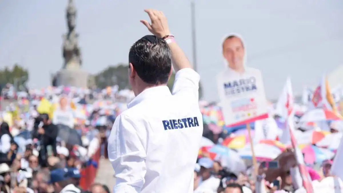 Mario Riestra promete pavimentar 5 mil nuevas calles en la ciudad de Puebla