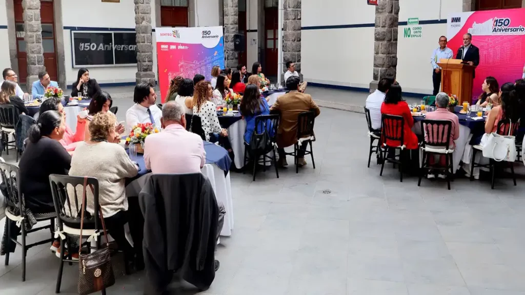 Ex alumnos de la UMAD refuerzan lazos en reencuentro anual