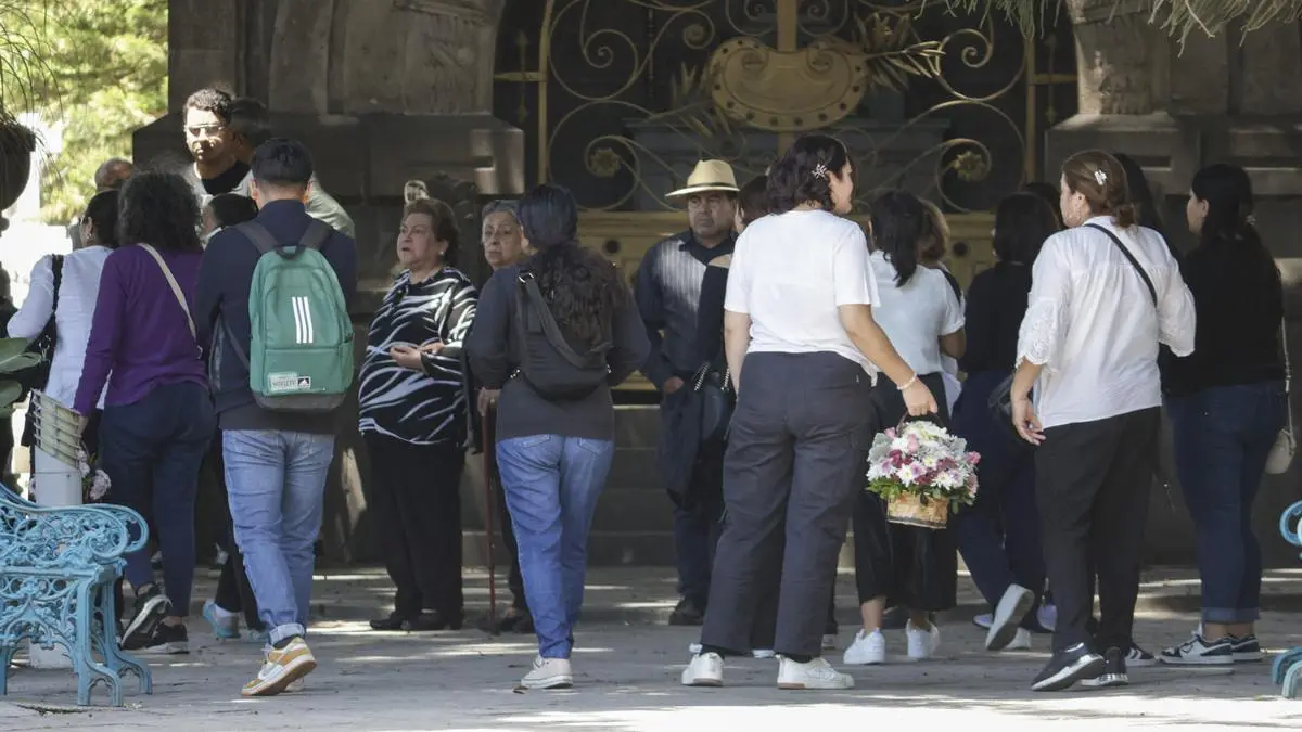 Sepultan a Andrea, estudiante de la BUAP atropellada en Zavaleta