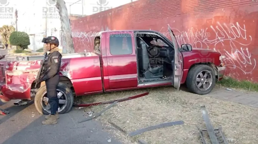 Detienen a asaltantes de Oxxo en Plazas de Amalucan