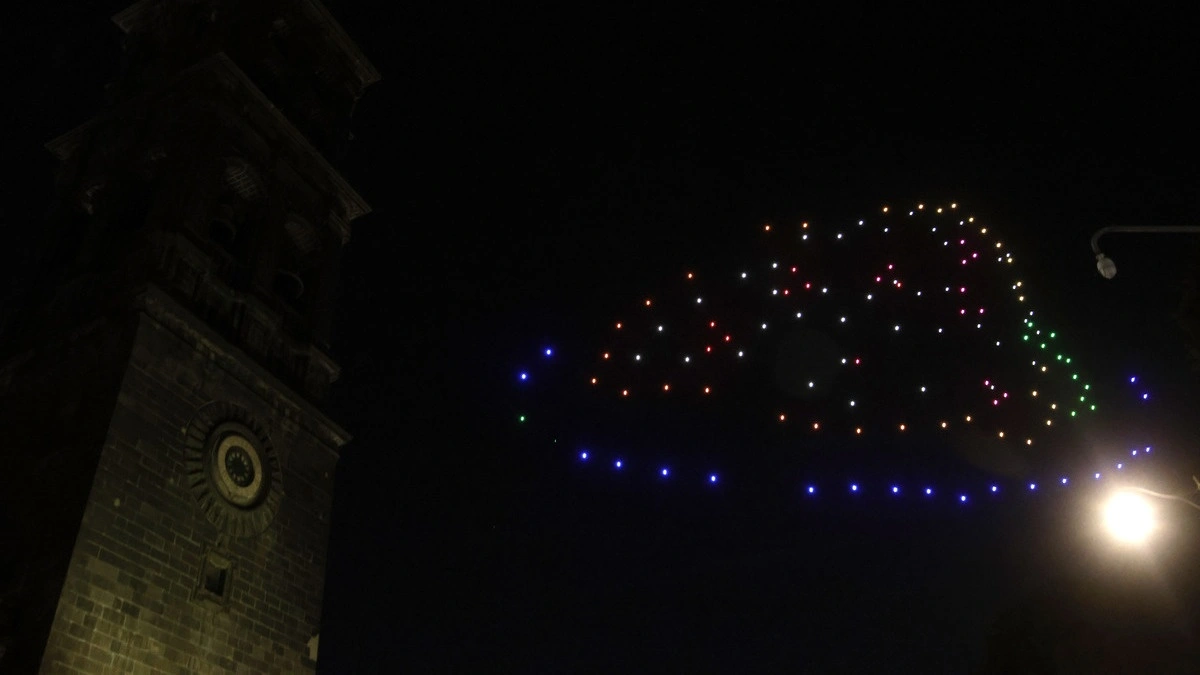 Así fue el show de drones por los 493 años de la fundación de Puebla