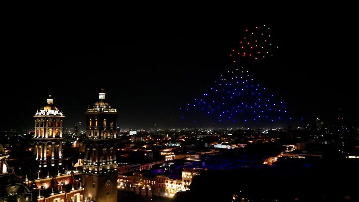 Así fue el show de drones por los 493 años de la fundación de Puebla