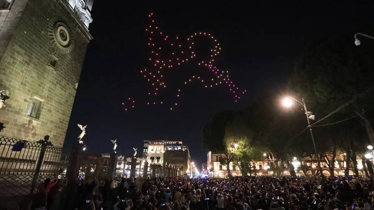 Así fue el show de drones por los 493 años de la fundación de Puebla