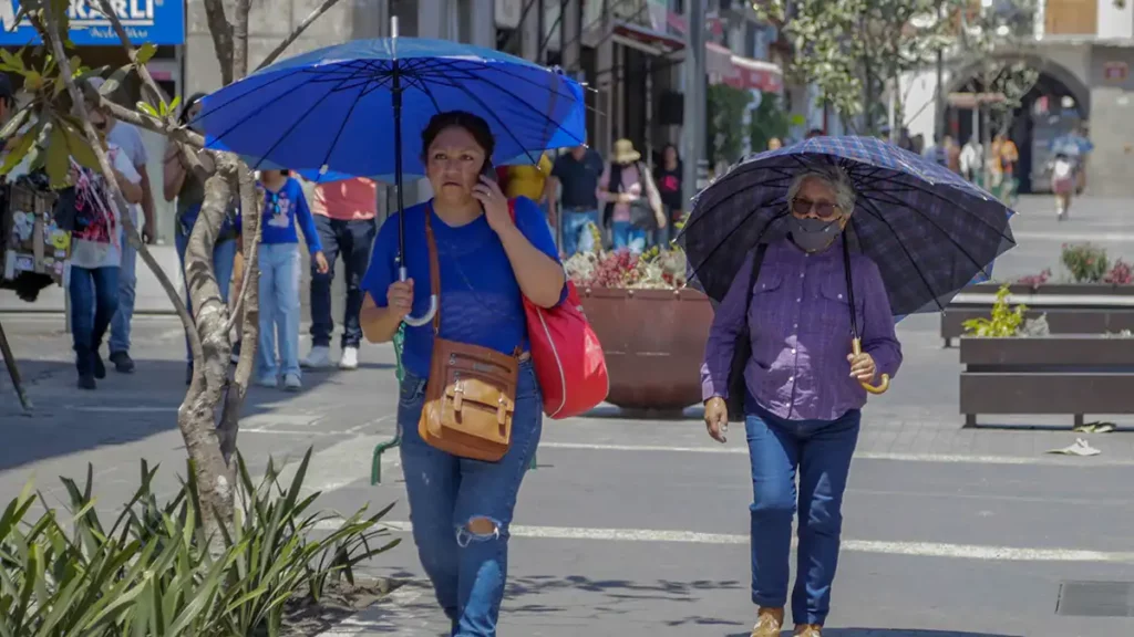 ¿Cuántas olas de calor faltan por golpear a Puebla?