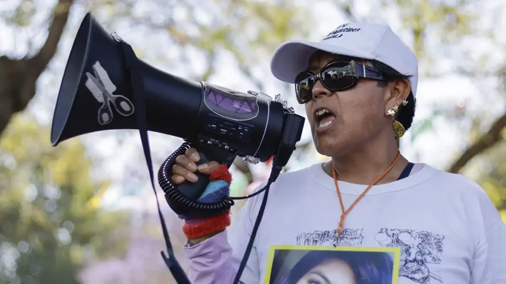 Seis reportes diarios de desaparecidas ante la FGE de Puebla; marzo rompe récord