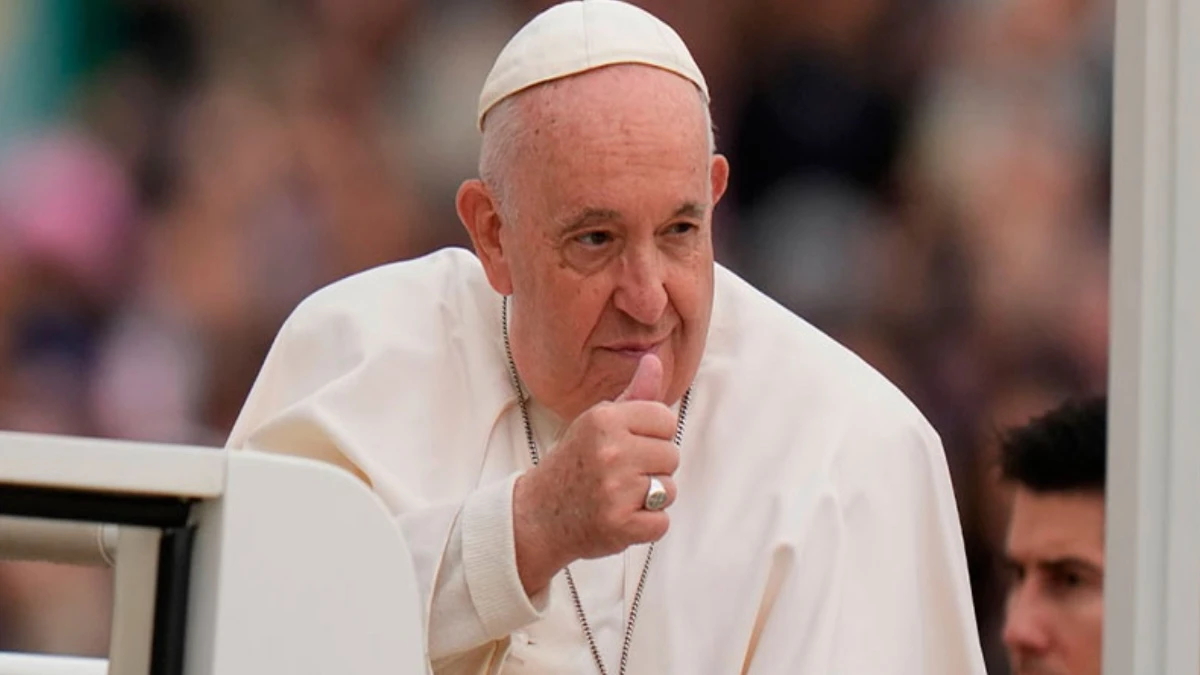 Papa Francisco se disculpa por referirse a "mariconeo" en seminarios