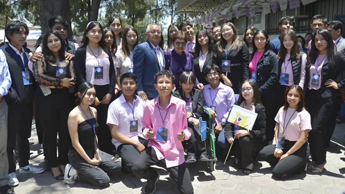 Rectora de la BUAP reconoce avances de la Preparatoria Regional "Enrique Cabrera Barroso"