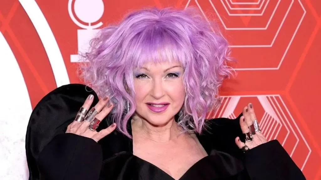 Cyndi Lauper dice adiós a los escenarios con gira por EU