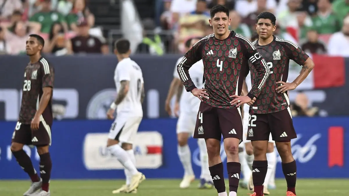 México es goleado 4-0 por Uruguay... y el domingo enfrenta a Brasil