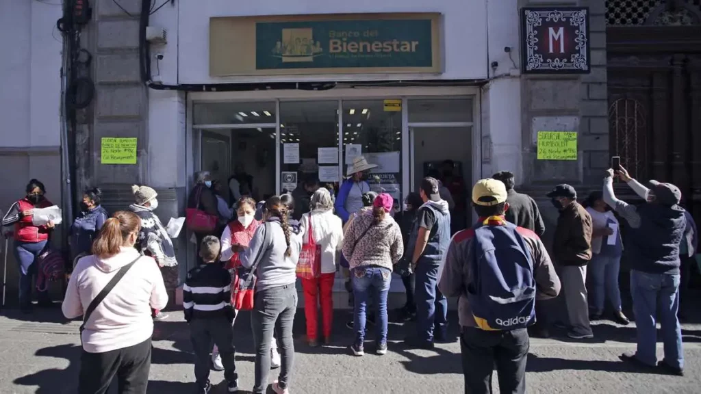 Pago de pensiones y programas del bienestar se reactiva en julio