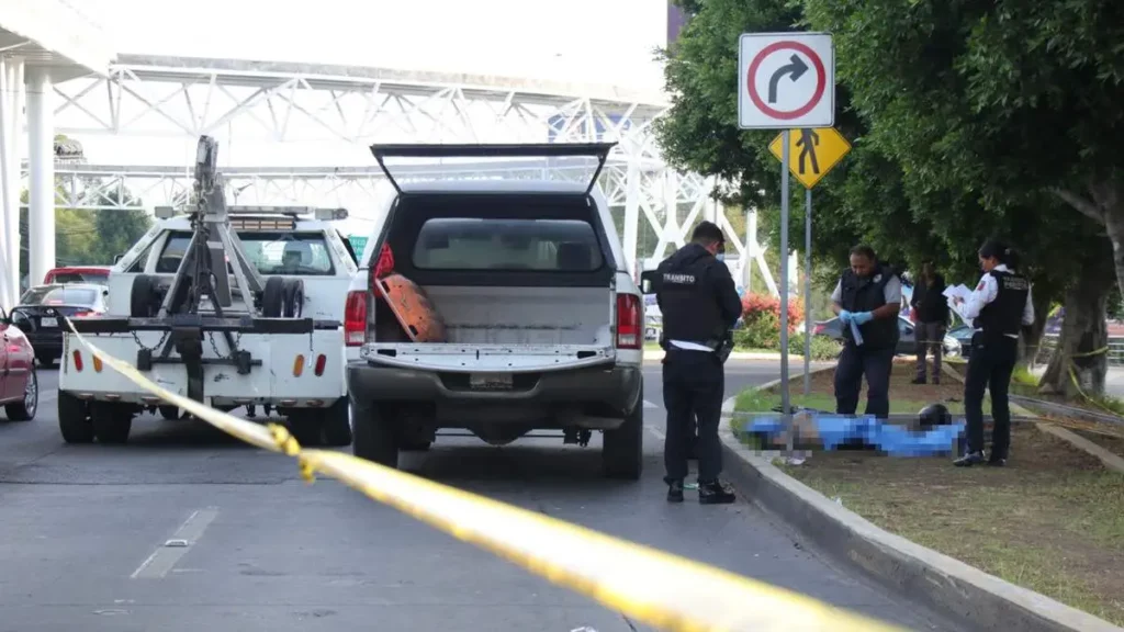 Muere motociclista en el Bulevar Hermanos Serdán