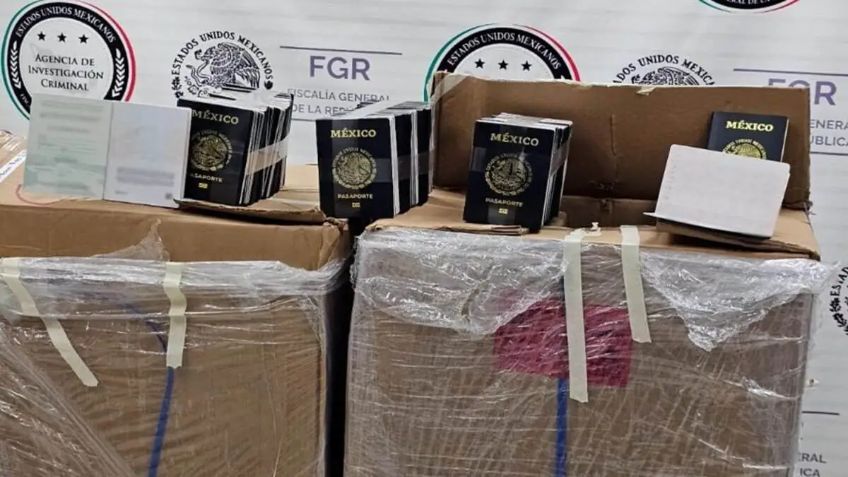 FGR recupera en Tlaxcala más de seis mil pasaportes robados