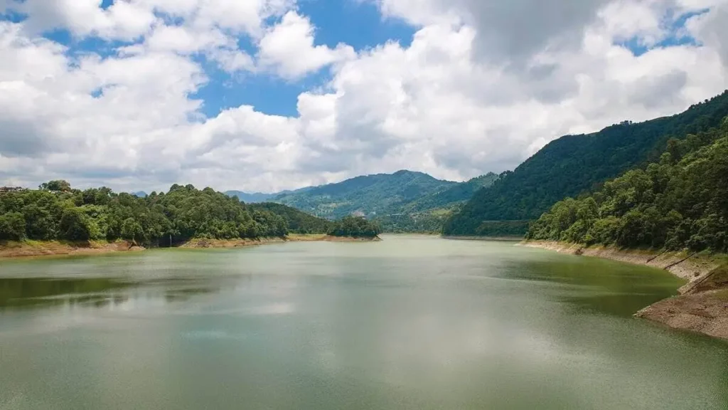 CNDH emite recomendación por contaminación en presa de Necaxa