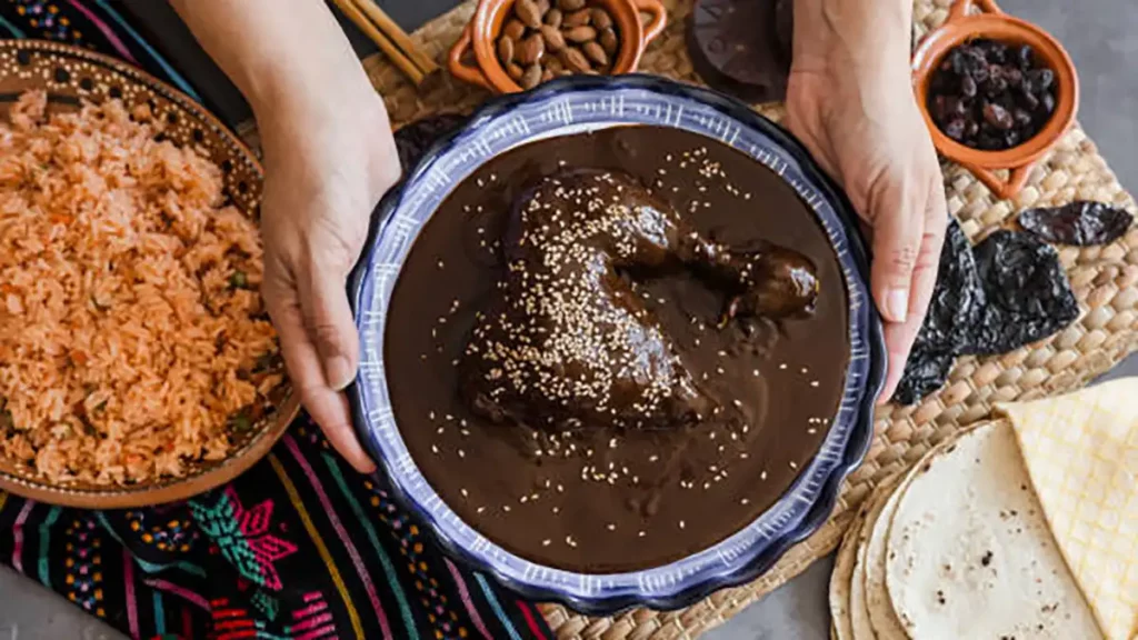 Calpan celebra novena edición de la Feria del Mole