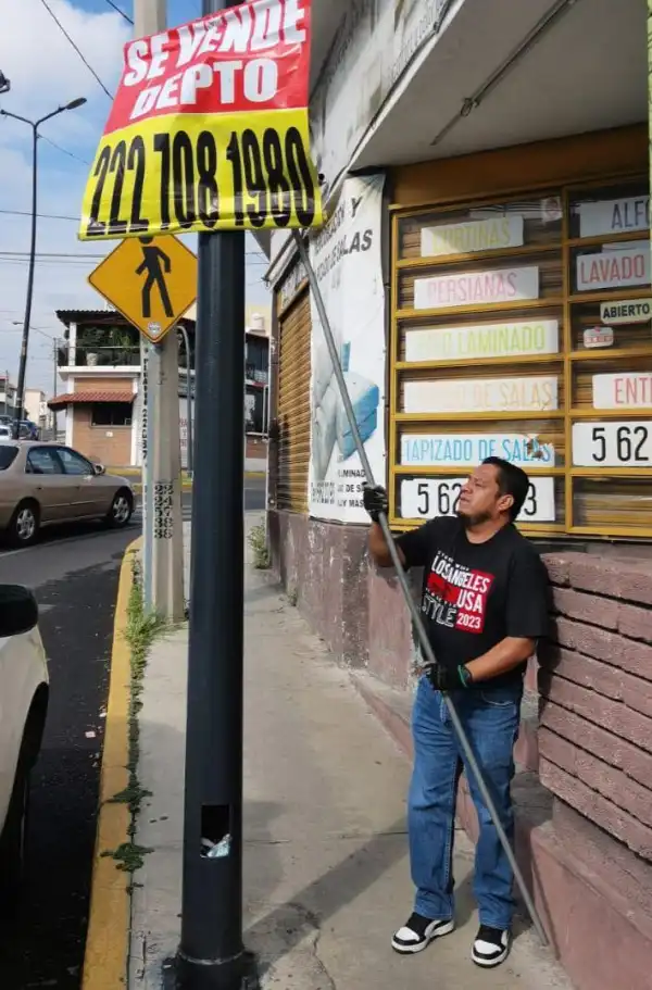 Retiran más de 4 mil elementos publicitarios irregulares en Puebla capital