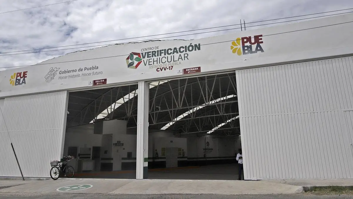 Incumplieron con verificación, el 60% de vehículos en el primer semestre 2024 en Puebla