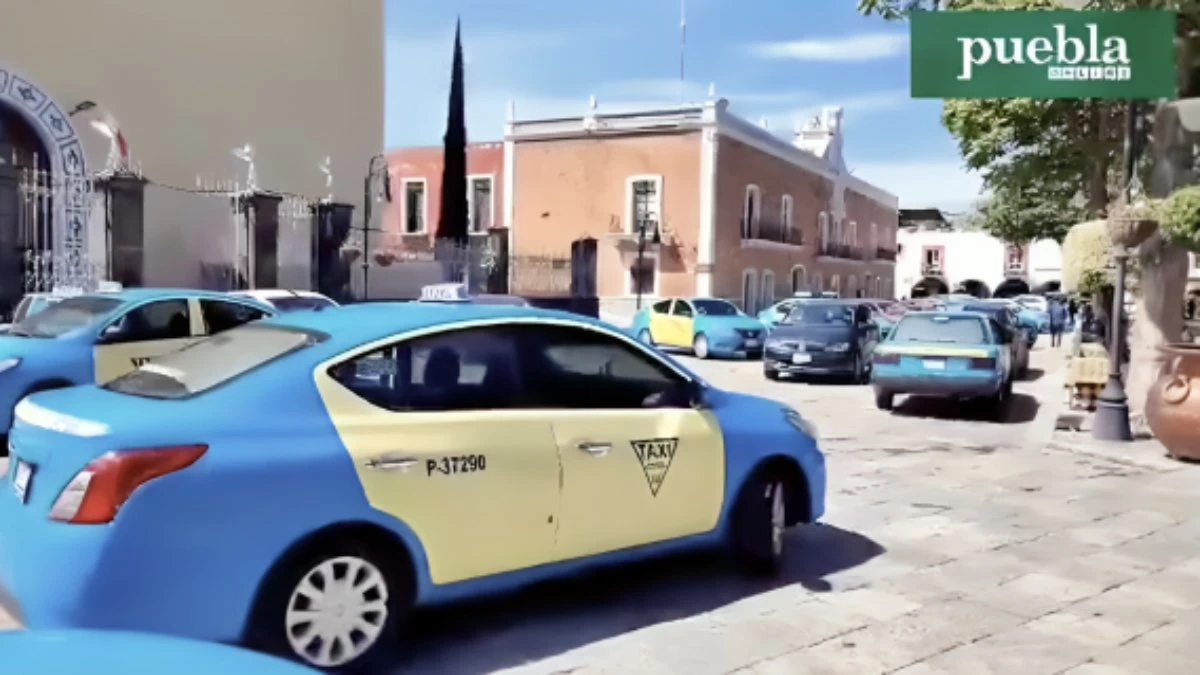Matan a taxista en Atlixco; gremio cierra vialidades y se manifiesta en el zócalo
