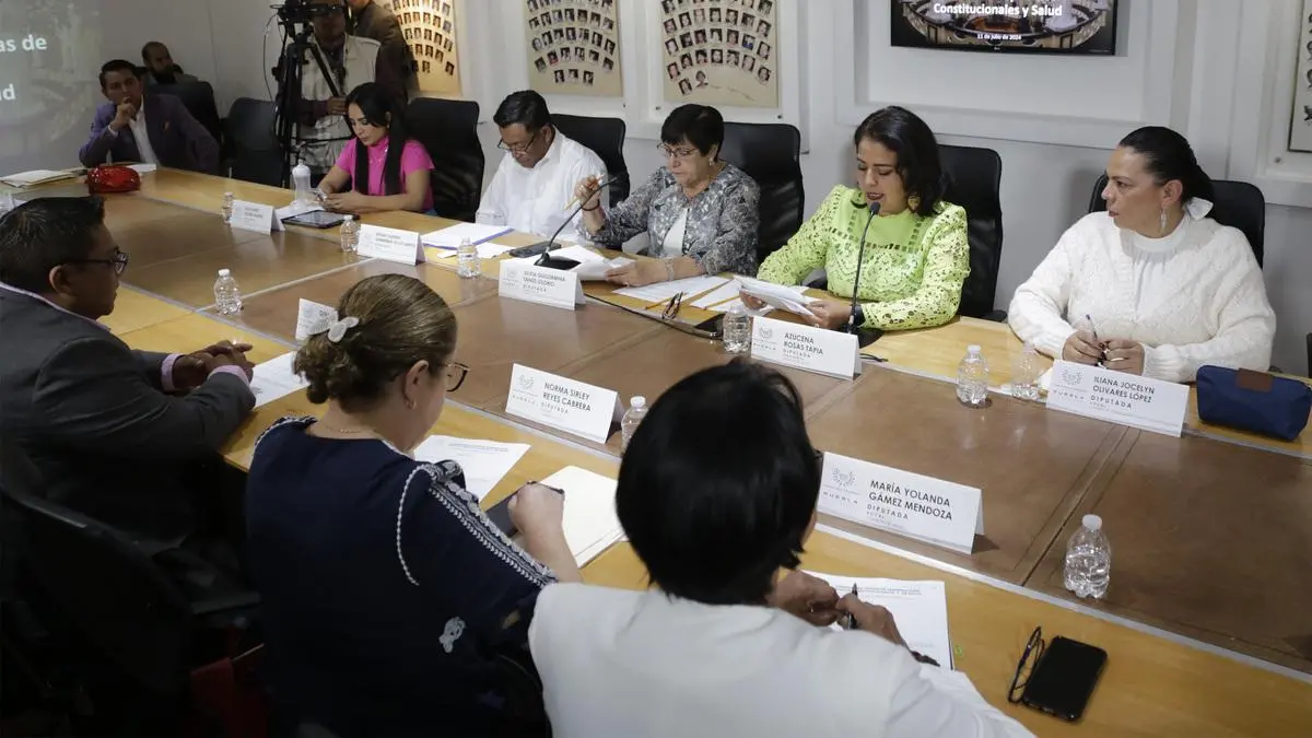 Comisión de Puebla avala reformas para promover alimentación nutritiva entre la población