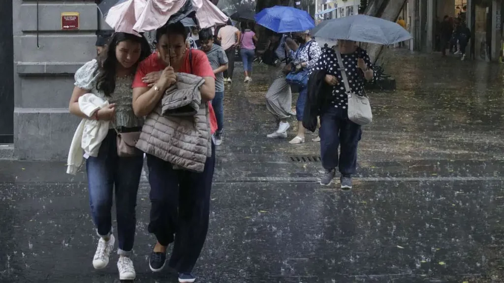 Se registrarán las primeras precipitaciones po ola onda tropical número 10