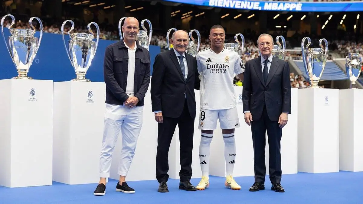 Mbappé es presentado con el Real Madrid