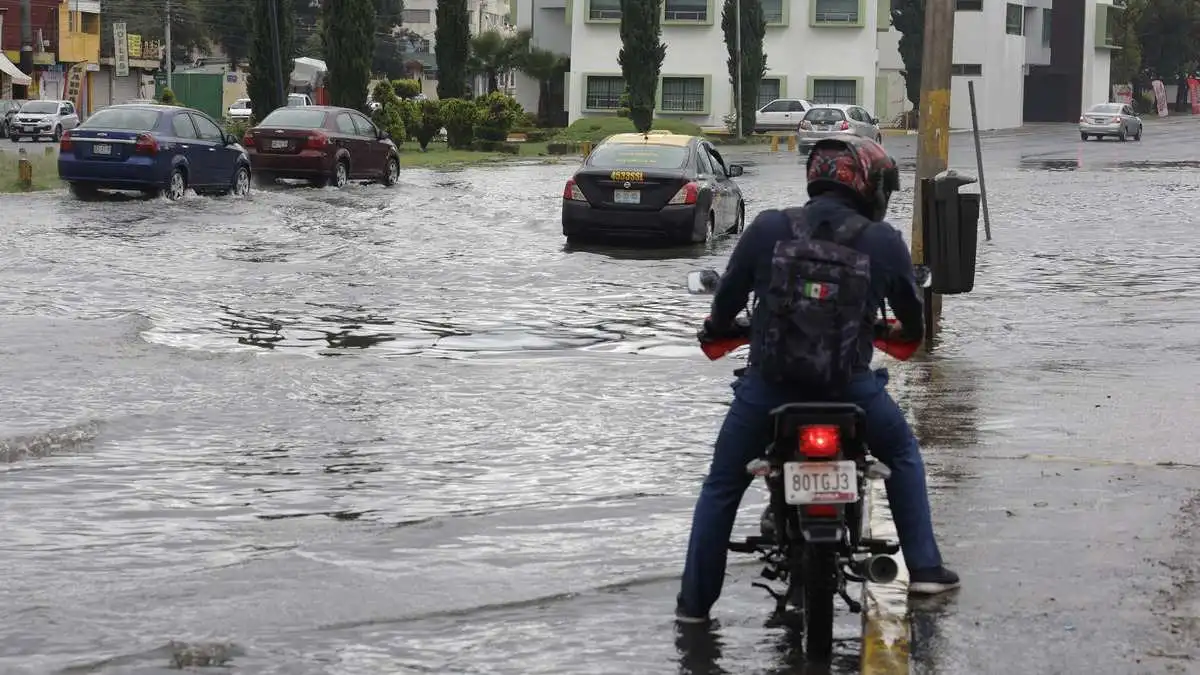 Puebla: Lluvias provocan afectaciones y desbordamientos en cuatro municipios