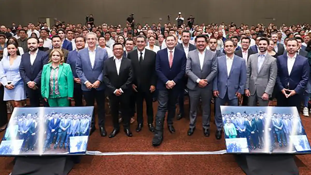 Sergio Salomón y Alejandro Armenta encabezan capacitación a alcaldes electos