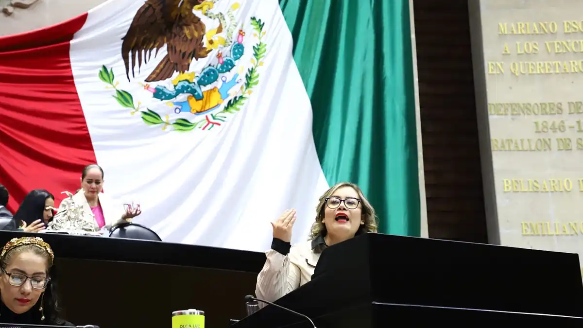 Diputada truena contra dirigente de Morena Puebla por despenalización del aborto