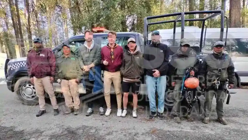 Rescatan a cuatro alpinistas franceses en La Malinche