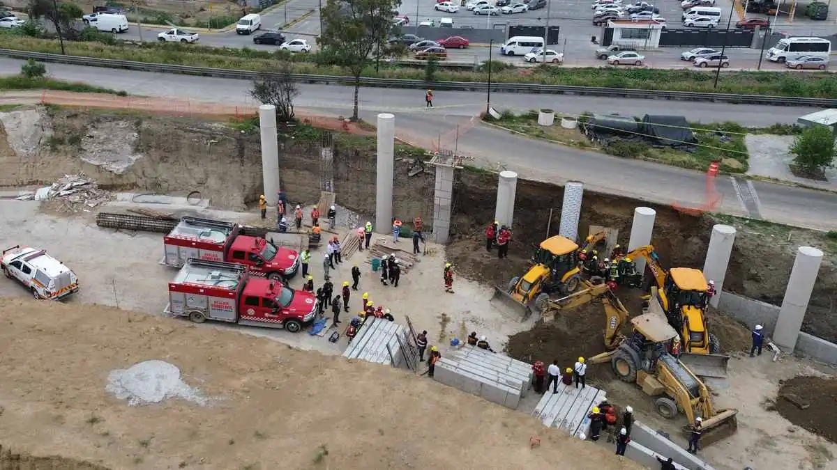 Fiscalía investiga muerte de trabajadores en obras del Distribuidor Atlixcáyotl: Salomón