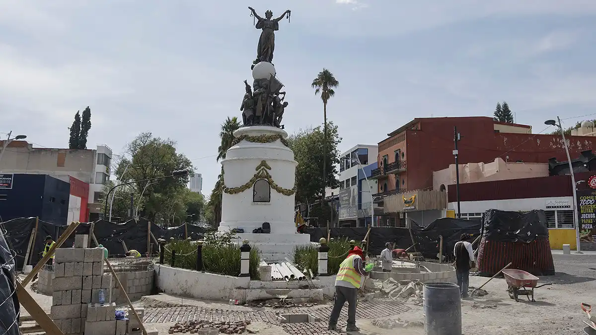 Ayuntamiento de Puebla se compromete a terminar remodelación de la Avenida Juárez