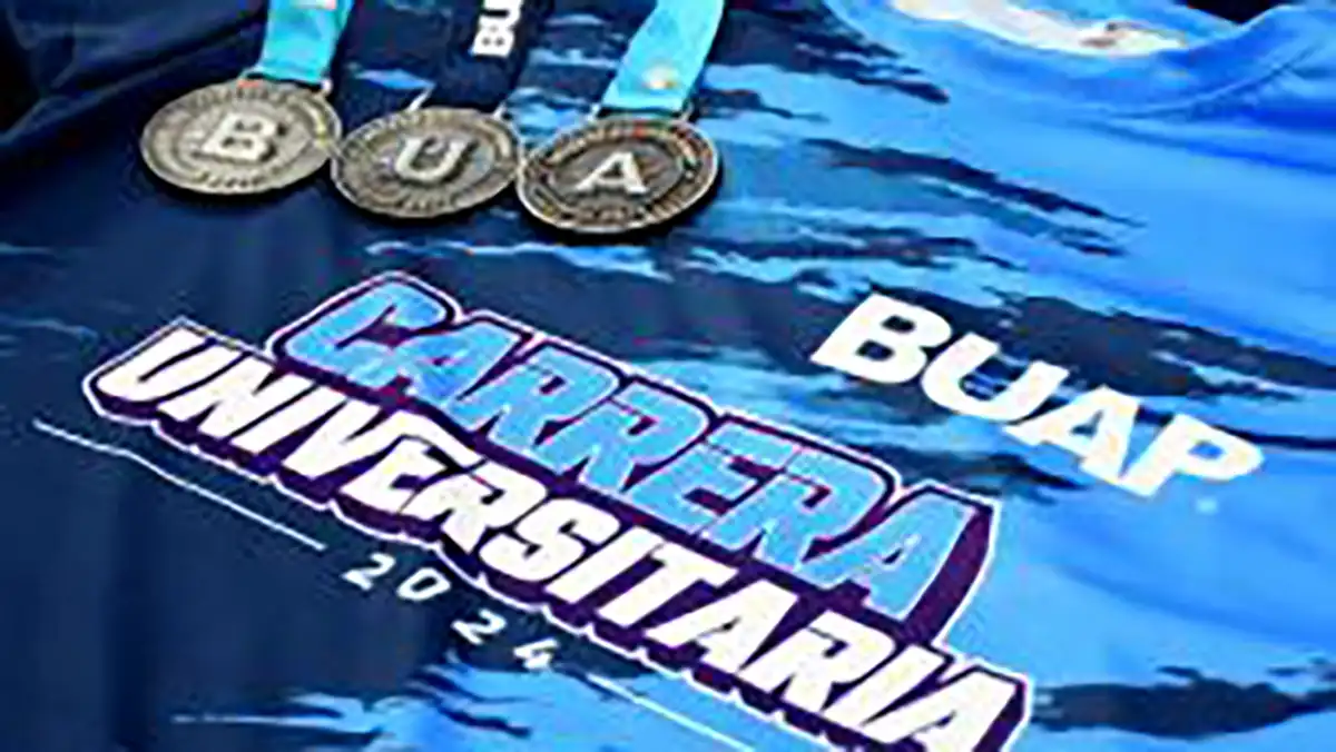 Así son la playera y las medallas de la Carrera Universitaria 2024