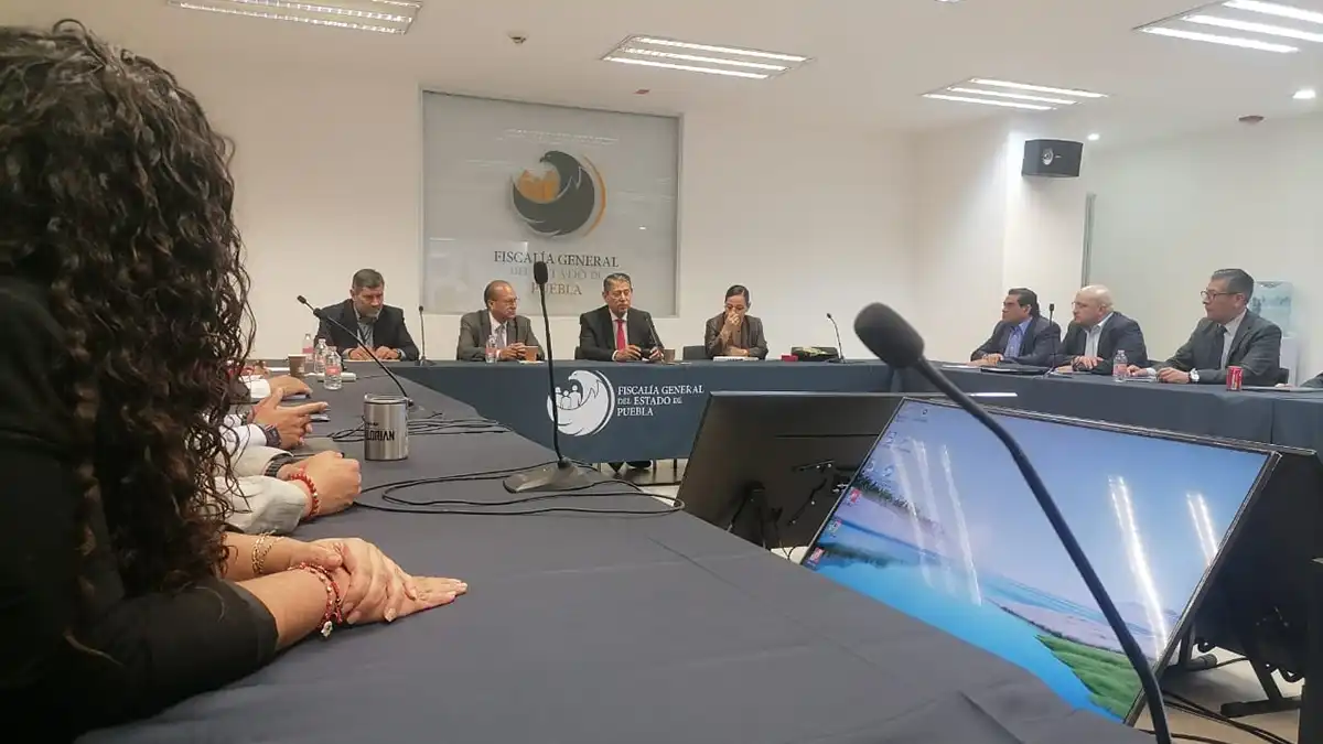 FGR y FGE de Puebla acuerdan trabajo de investigación coordinado