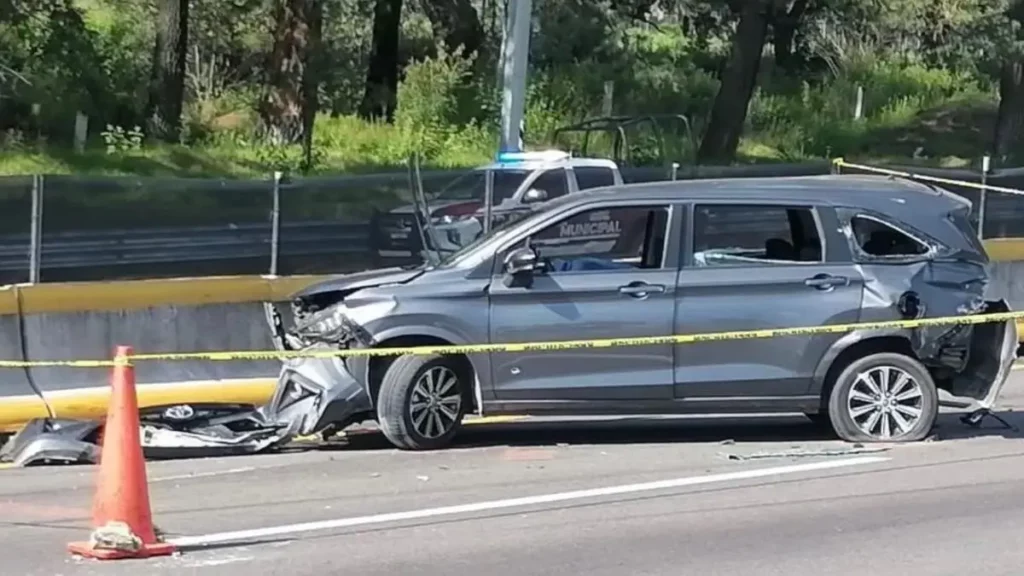 Ejecutan a balazos a presidenta del DIF de Calpan en la autopista México-Puebla