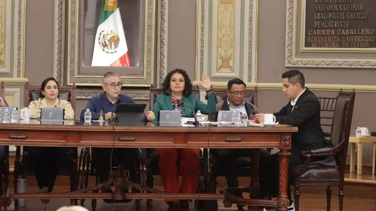 Congreso de Puebla: Convoca Comisión Permanente a LXII y LXI Legislatura a sesiones