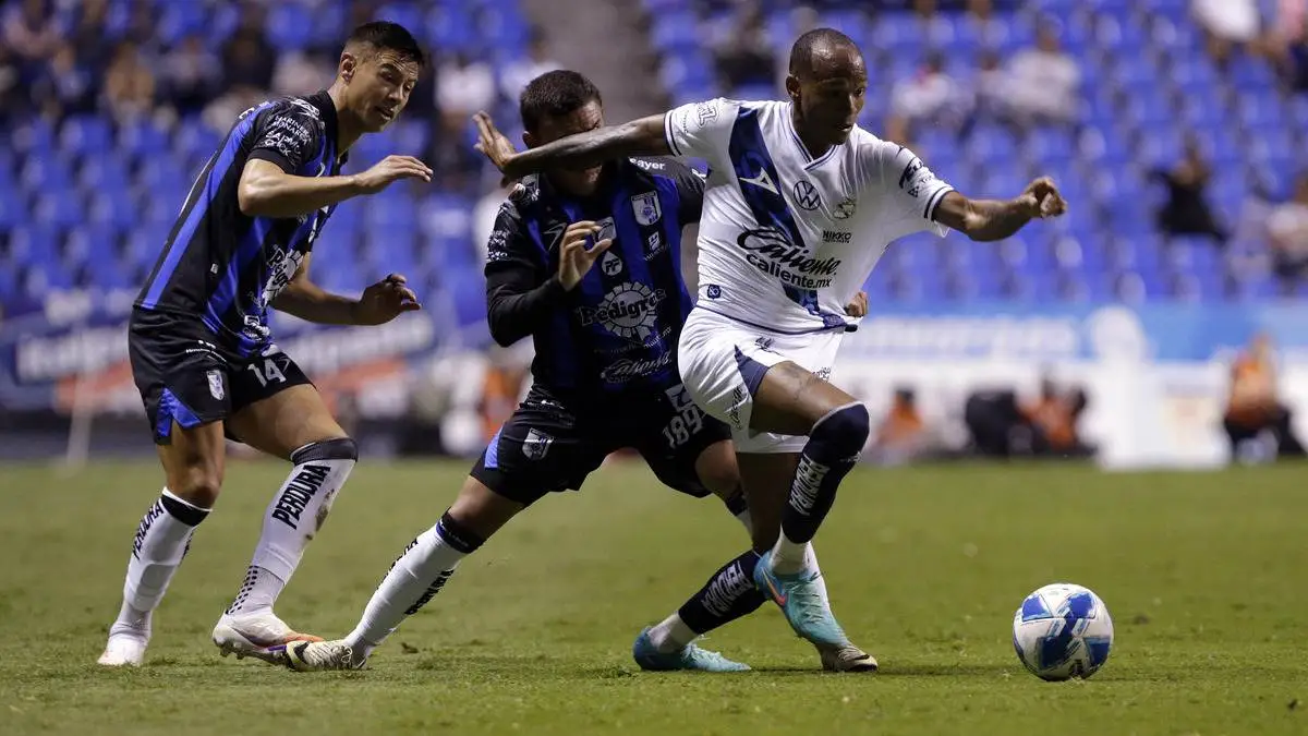 Club Puebla derrota 2-1 a Querétaro y sigue la buena racha