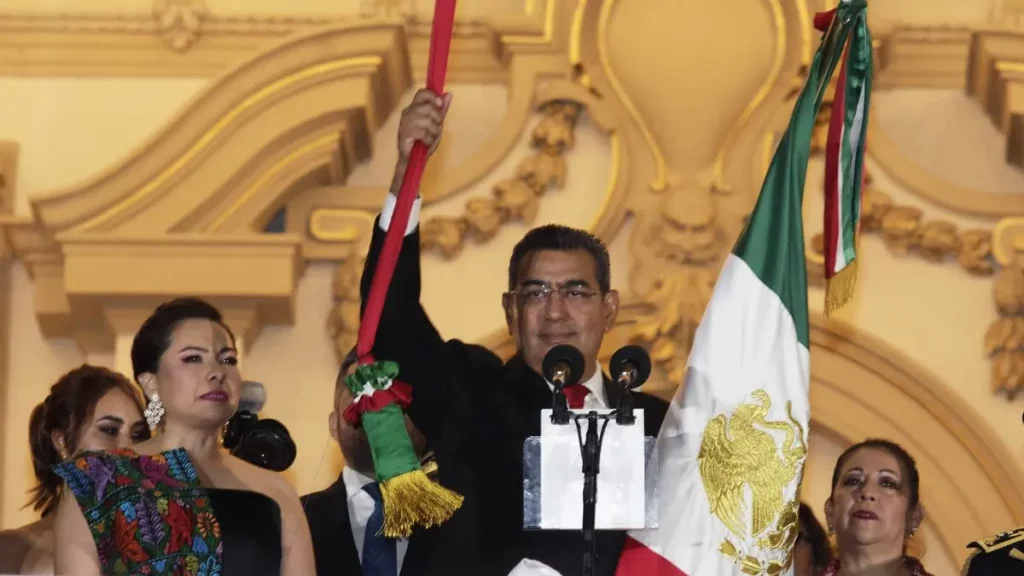 Sergio Salomón dio su último grito de independencia en el Palacio Municipal