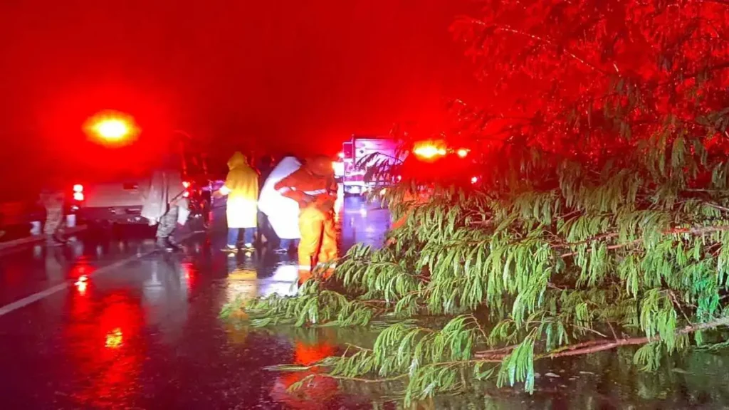 Huracán "John" deja dos muertos en Guerrero