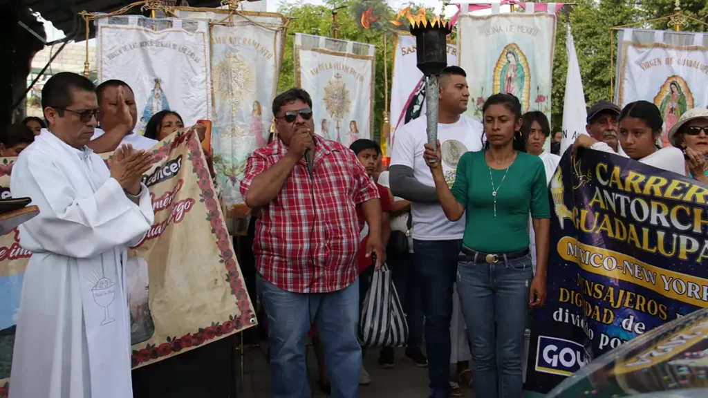 La carrera Antorcha Guadalupana llegó a Puebla